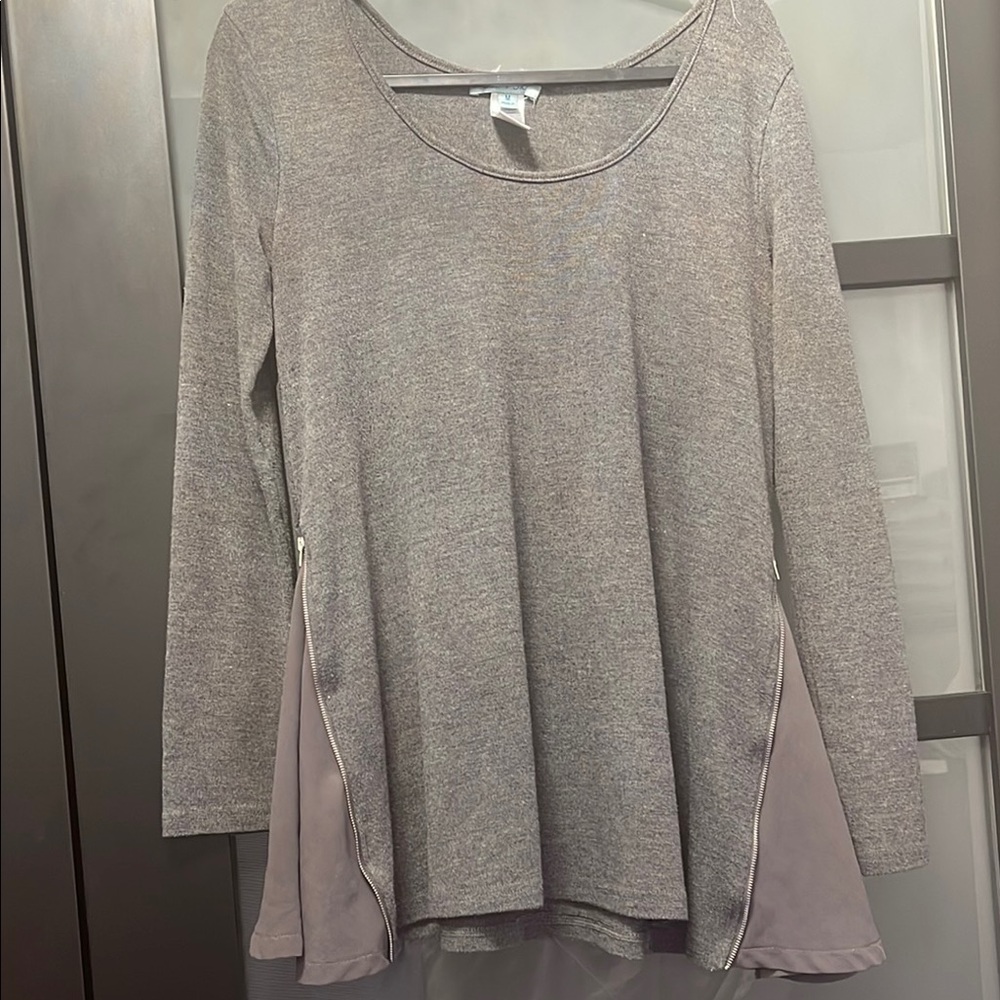 She & Sky Gray Long Sleeve Women's Top side zippers